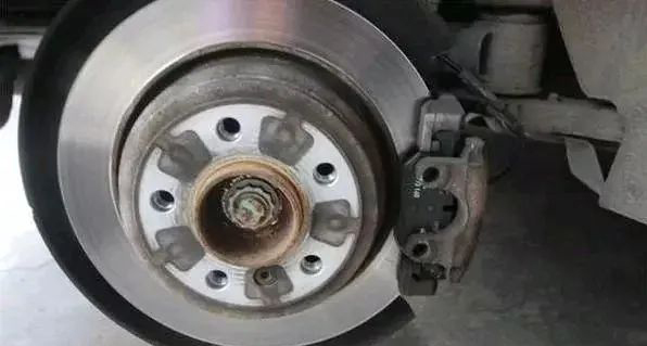 汽車維修看這篇文章就夠了！-第5張圖片-鄭州市冠恒貿(mào)易有限公司【官方網(wǎng)站】-車用潤滑油服務(wù)專家