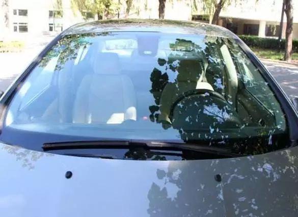 汽車常用小常識-第6張圖片-鄭州市冠恒貿(mào)易有限公司【官方網(wǎng)站】-車用潤滑油服務(wù)專家